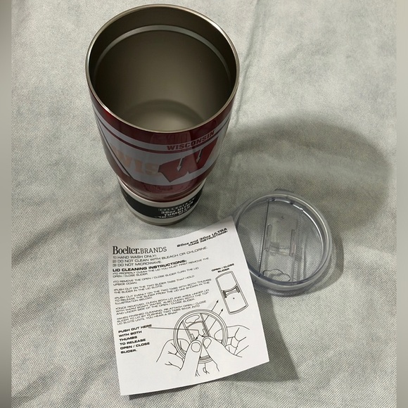 30oz  Ultra Tumbler Wisconsin - Picture 8 of 16